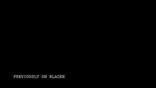 Alexa Grace édeshármasban kupakol a feketékkel